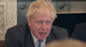 Παραιτήθηκε από βουλευτής ο Μπόρις Τζόνσον – Ένοχο τον κρίνει επιτροπή για τα κορωνοπάρτι (video)