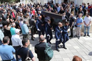 Το τελευταίο «αντίο» στον γνωστό αθλητικογράφο Γ. Γεωργίου! Συντετριμμένη η κόρη του! ΦΩΤΟ