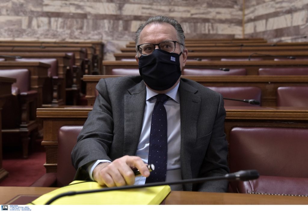 Σοκαριστική δήλωση Κουμουτσάκου για τους θανάτους ανθρώπων στο ΕΣΥ και τα ποσοστά της ΝΔ (video)