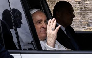Πάπας: «O Kύριος ας μας ελεήσει, ώστε να νικήσουμε την παραφροσύνη του πολέμου»