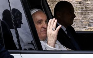 Αυστραλία: Τι έκαναν τα μεγαλύτερα πολιτικά κόμματα μετά τον θάνατο του Πάπα