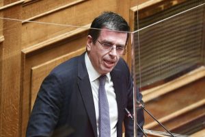 Τι παραδέχθηκε στη Βουλή ο Καιρίδης για τις «αφίξεις παράνομων μεταναστών»; vid