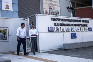 Αναβάλλεται η επίσκεψη Μητσοτάκη στο Υπ. Εργασίας λόγω της πτώσης του Canadair