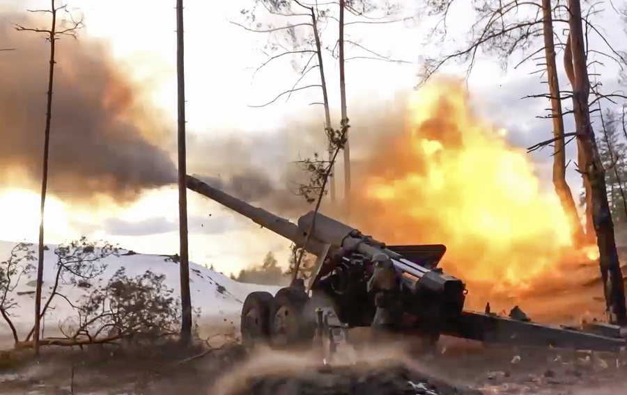 Το ρωσικό «Uragan» MLRS καταστρέφει εχθρικά οχυρά στην ζώνη σύγκρουσης! ΒΙΝΤΕΟ «φωτιάς»