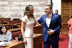 ΣΥΡΙΖΑ: «Κλείδωσαν» οι υποψηφιότητες Αχτσιόγλου, Τσακαλώτου και Παππά