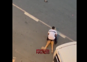 Άφησε αναίσθητη γυναίκα στον δρόμο!! Σκληρό ΒΙΝΤΕΟ από Κωνσταντινούπολη