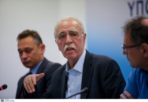 “Καλύτερα να βγούμε να πιούμε κανά κρασί”!!! Το απόλυτο ΒΙΝΤΕΟ για τον ΣΥΡΙΖΑ