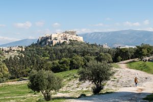 «Μεγάλη απογοήτευση»! Έξαλλος Γερμανός τουρίστας με απεργία στην Ακρόπολη, vid