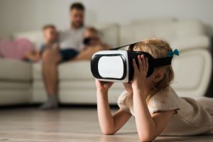 H VR έχει ήδη «κατακτήσει» κάποιους ανθρώπους! vid