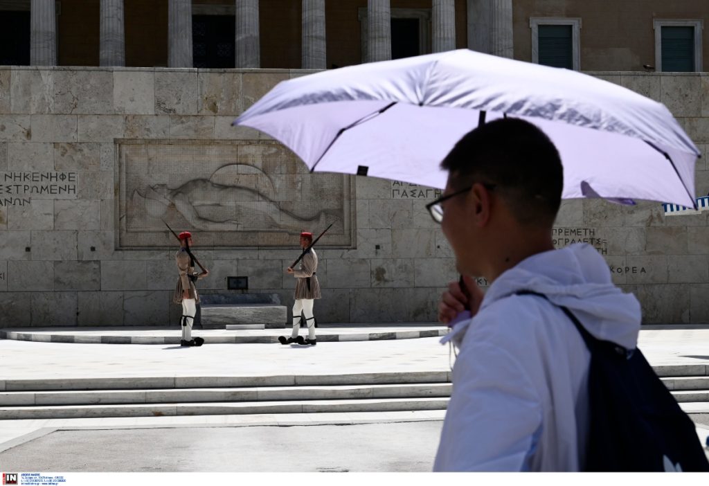 «Προσπάθησε να περπατήσεις στην Αθήνα»: Τουρίστρια ήρθε και έπαθε σοκ, vid