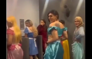 Μεταμφιέστηκαν σε ήρωες παιδικών παραμυθιών και τότε… – ΒΙΝΤΕΟ