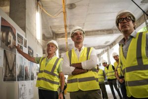 Επίσκεψη Μητσοτάκη στο Μινιόν – «Η περιοχή αλλάζει, όπως αλλάζει και όλη η χώρα»