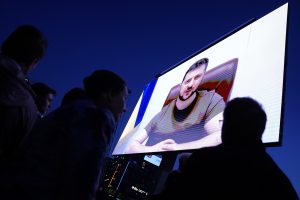 Αποκάλυψη για τον Ζελένσκι: «Του ζητήσαμε συνέντευξη αλλά αρνήθηκε», vid