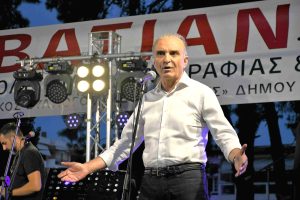 Εκατό χρόνια Νέοι Επιβάτες. ΔΕΝ ΞΕΧΝΩ! Ο Δήμαρχος Γιώργος Τσαμασλής ήταν και πάλι εκεί!