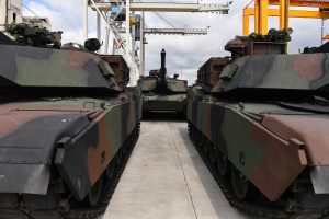 Δεν σταματούν να αχρηστεύουν άρματα Abrams οι Ρώσοι, vid