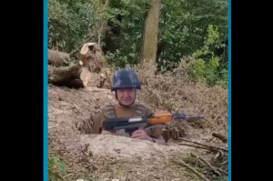 Ουκρανικό T-64 εμπλέκεται σε υποτιθέμενες ρωσικές θέσεις στην περιοχή του χωριού Krasnogorovka στο Ντόνετσκ