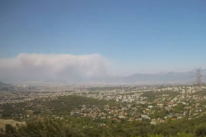 Timelapse από την μεγάλη πυρκαγιά που έπνιξε με καπνούς την Αθήνα, vid