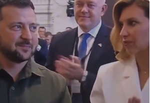 Ο Ζελένσκι και η…γυναίκα του! Το ύφος όλα τα λεφτά, vid