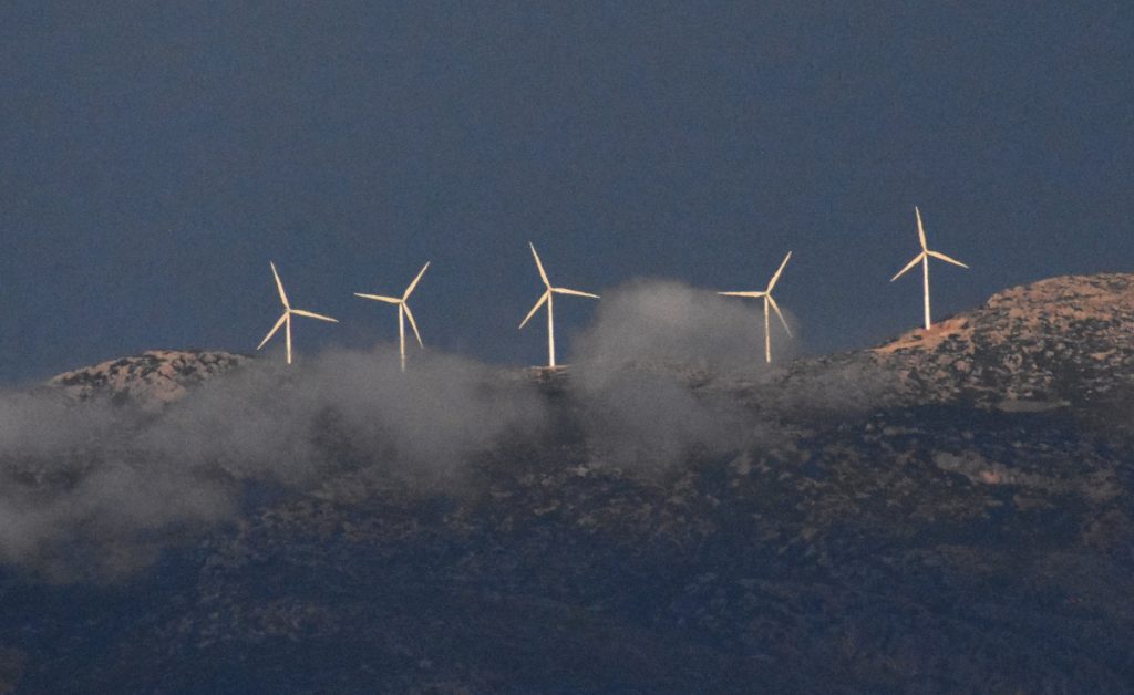 Η παραδοχή Μητσοτάκη για την «πράσινη μετάβαση»: «Θα φέρει οικονομική επιβάρυνση»