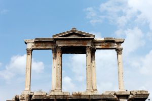 Λιβύη: Οι πλημμύρες του Daniel προκάλεσαν ζημιές στον αρχαιολογικό χώρο της Κυρήνης, αλλά…