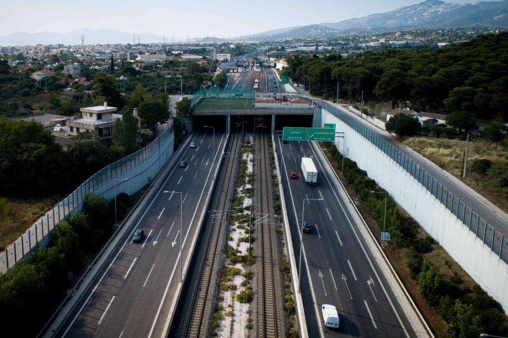 Αττική οδός: Κυκλοφοριακές ρυθμίσεις μέχρι τις 6 π.μ. – Δείτε ποιες είσοδοι θα είναι κλειστές