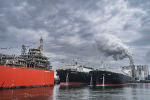 Η Ρωσία δηλώνει ότι δεν θα εγκαταλείψει τα σχέδιά της να αυξήσει την παραγωγή υγροποιημένου φυσικού αερίου