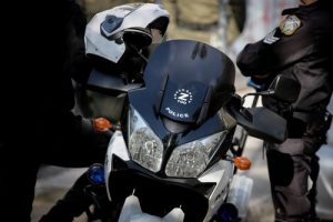 Θεσσαλονίκη: Προσωρινά κρατούμενος ο 69χρονος που κατηγορείται ότι έπνιξε τη 42χρονη κόρη του