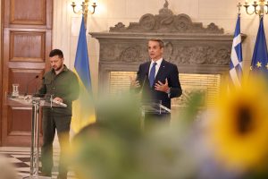 Πρωτοφανές αντιρωσικό κρεσέντο Μητσοτάκη δίπλα στον Ζελένσκι – ΒΙΝΤΕΟ