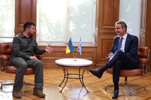 Μητσοτάκης σε Ζελένσκι: Η Ελλάδα θα συνεχίσει να στηρίζει την Ουκρανία