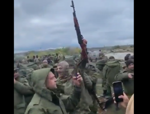 Ρωσία: Εθελοντές Πολιτοφύλακες σε Κουρσκ και Μπέλγκοροντ εξοπλίζονται λόγω των ουρανικών επιθέσεων! (video)