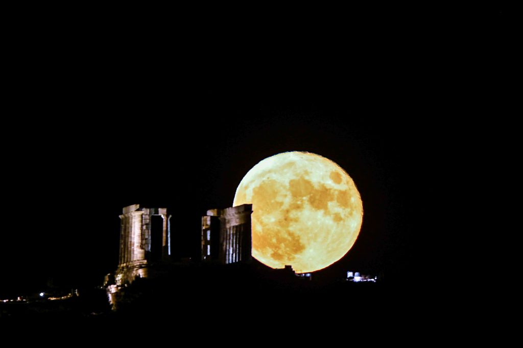 Φεγγάρι του θερισμού: Αύριο η τελευταία υπερπανσέληνος του 2023 – Από πού πήρε το όνομά της