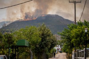 Τεράστια καταστροφή στη Ρόδο! 135χιλ. στρέμματα έγιναν στάχτη