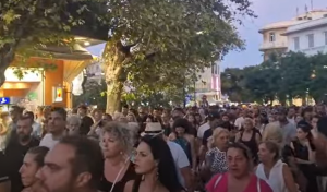 Οργή λαού στην Ρόδο: Ξεχύθηκαν στους δρόμους για τις φωτιές – ΒΙΝΤΕΟ