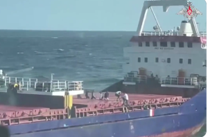 Έτσι αποβιβάστηκαν Ρώσοι κομάντος σε τουρκικό πλοίο στη Μαύρη Θάλασσα, vid