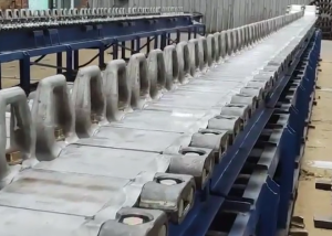 Τριπλοβάρδιες δουλεύουν τα εργοστάσια παραγωγής αρμάτων στη Ρωσία, vid