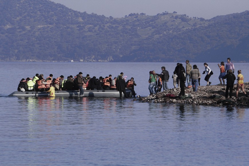 Ασταμάτητα καραβάνια αλλοδαπών νοτίως της Κρήτης