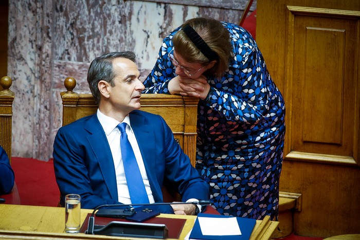 Ελλ. κυβέρνηση για «αβάντα» Σούνακ με τα Γλυπτά: «Μας έκανε τεράστιο δώρο», vid
