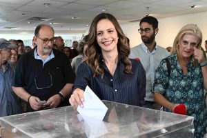 Αχτσιόγλου: Σήμερα στέλνουμε το πρώτο μήνυμα, από αύριο διεκδικούμε τη ζωή που μας αξίζει (video)