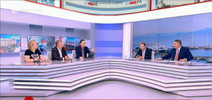 Πέθαναν στα γέλια για τις ταυτότητες και τα εμβόλια – Αντέχετε να δείτε το ΒΙΝΤΕΟ;;;