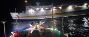Πυρκαγιά σε φέρι μπόουτ από Λαμπεντούζα προς Σικελία – 150 επιβάτες, οι μισοί μετανάστες, απομακρύνθηκαν