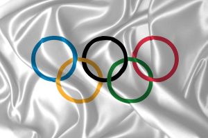 Για πρώτη φορά η Ολυμπιακή Φλόγα μεταφέρεται με ιστιοφόρο – Το γαλλικό Belem ήδη πλέει προς Ελλάδα (video)
