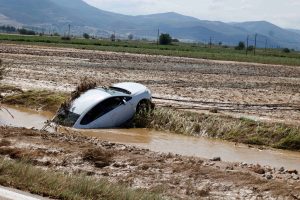 Υποχρεωτική η ασφάλιση αυτοκινήτων και έναντι φυσικών καταστροφών!