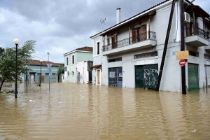 Μέχρι πότε θα «παγώσουν» οι πλειστηριασμοί στη Θεσσαλία, vid
