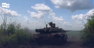 Ρωσική επίδειξη στο μέτωπο: Το άρμα T-90M δείχνει στο ΝΑΤΟ τι μπορεί να κάνει (video)