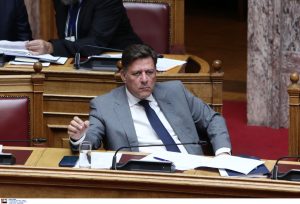 Βαρβιτσιώτης: Ζητά «συγγνώμη» μετά τις δηλώσεις του για το συμβάν στον Πειραιά