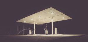 Λαμία: Άγρια ληστεία σε βενζινάδικο – Με κλωτσιές και μπουνιές χτύπησαν τον υπεύθυνο… Το σοκαριστικό video