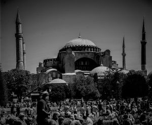 Θα καταρρεύσει η Αγιά Σοφιά;;; Τούρκος ιστορικός προειδοποιεί