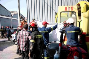 Τραγωδία στον Πειραιά: Νεκρός ο 35χρονος που είχε εγκλωβιστεί σε φρεάτιο