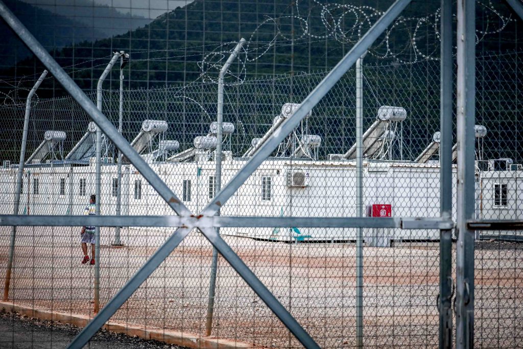 Σέρρες: Τρία χρόνια φυλάκιση στους 30 που συμμετείχαν στα επεισόδια στη δομή Σιντικής