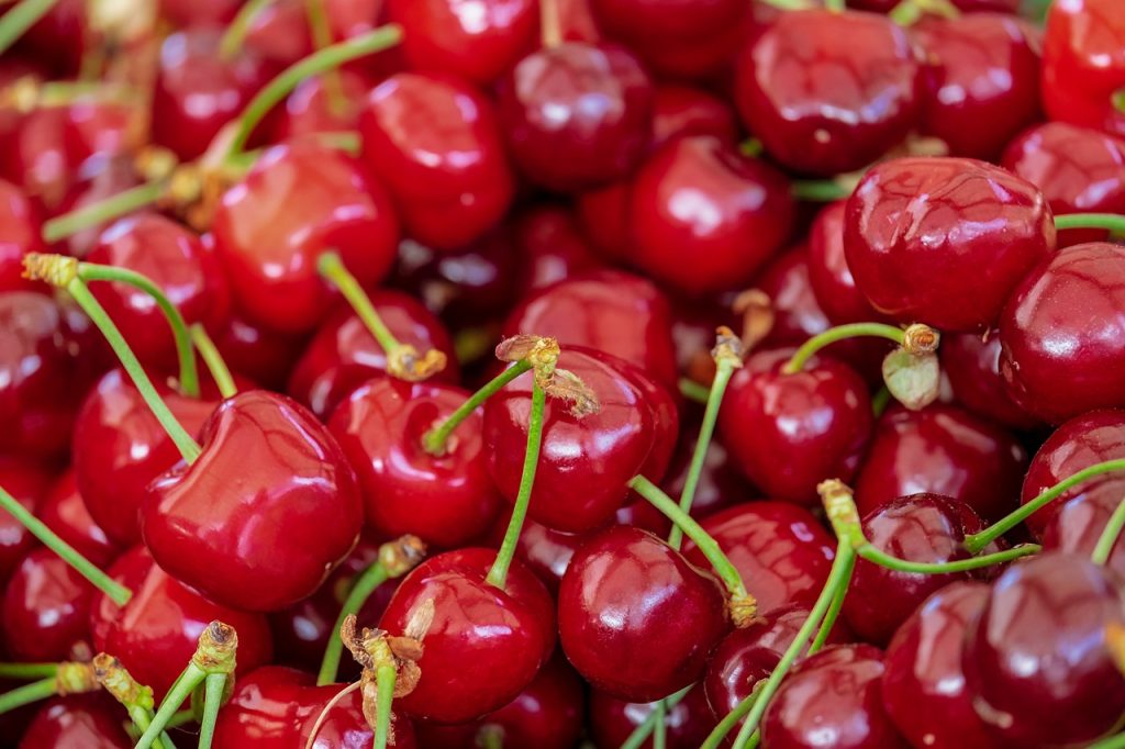 Ποιοι σπόροι φρούτων μπορεί να είναι δηλητηριώδεις αν καταναλωθούν σε μεγάλη ποσότητα